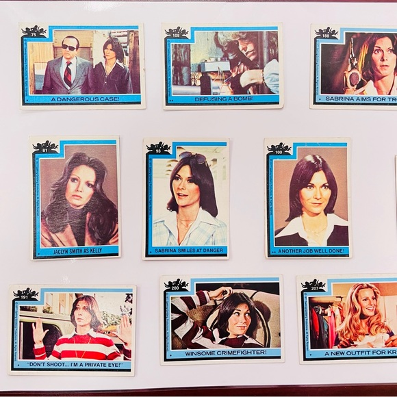 Vintage 1977 Charlie’s Angels TOPPS Trading Cards (Blue Outline) - Series 2 & 4 - Picture 2 of 8